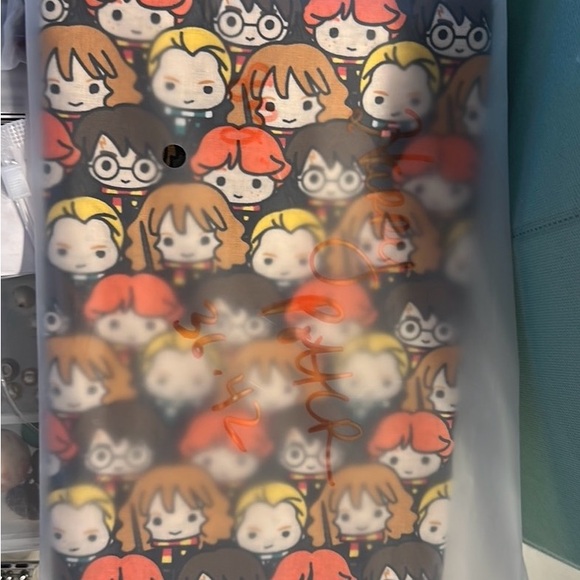 6 pcs POTTER Fabric as shown in pics 2- first last. 1 piece each the middle two - Picture 3 of 4